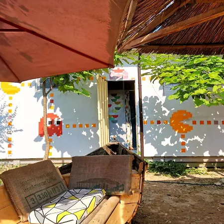 Oz 2mai Campingplatz Două Mai